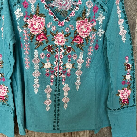 Sundance Embroidered Floral Shirt - Picture 6 of 10